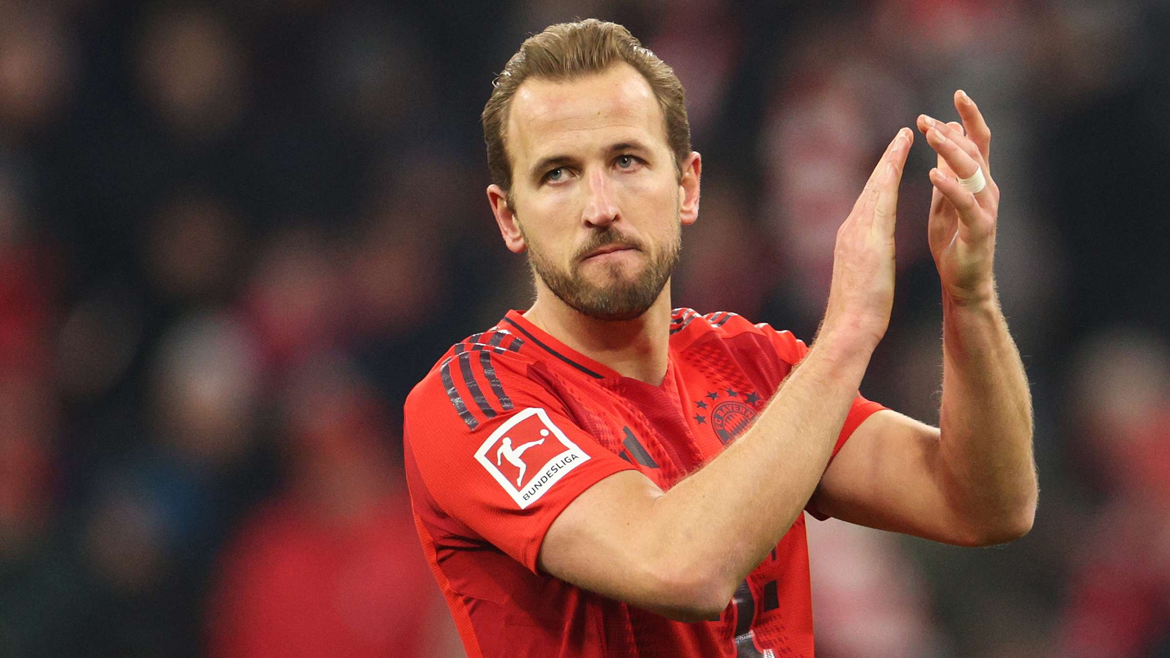 膝蓋傷病無法忍受!36歲蘇亞雷斯考慮退役!與梅西再度相聚無緣!.